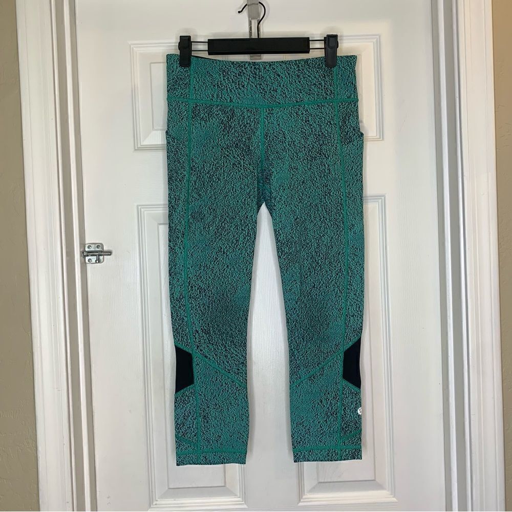 Lululemon Pace Rival Crop Power Luxtreme Spray Jacquard Bali Breeze Black Size 6 - Picture 4 of 9